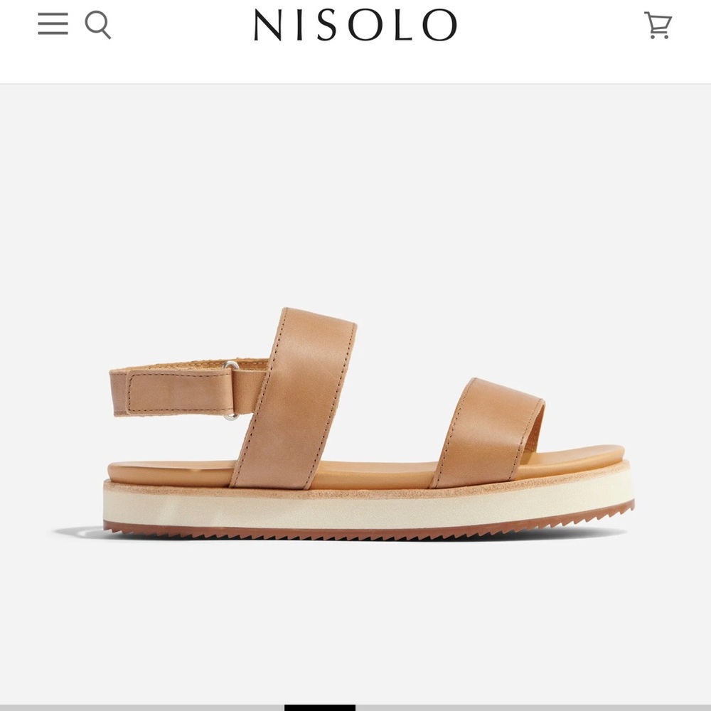 Go-to flatform sandal in almond